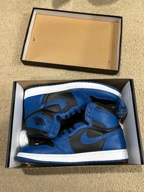 Jordan 1 Retro OG High Dark Marina Blue